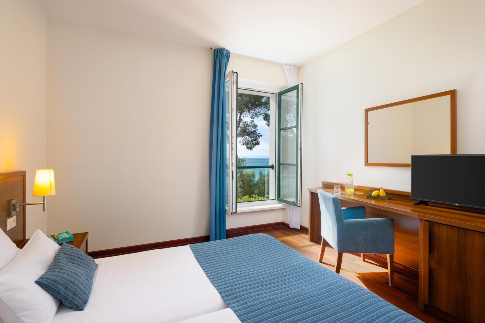Aminess Vival Velaris 4*