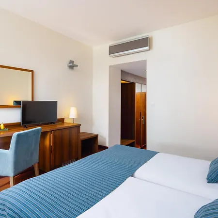 Aminess Vival Velaris Resort Supetar Exterior photo