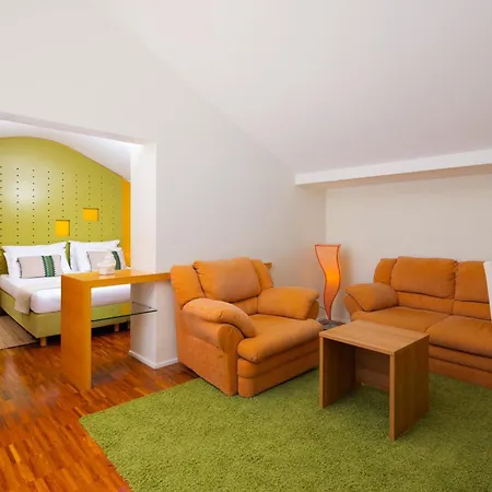 Aminess Vival Velaris Resort Supetar Exterior photo