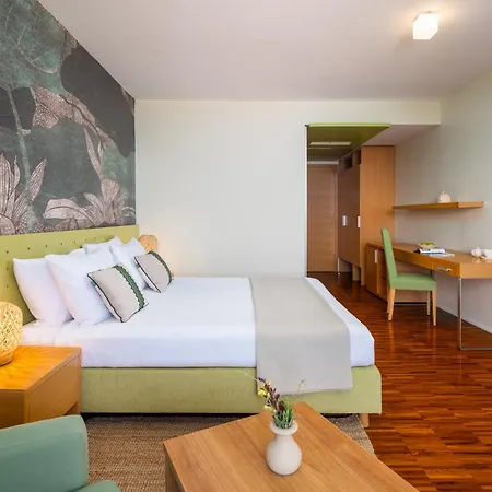 Aminess Vival Velaris Resort Supetar Exterior photo