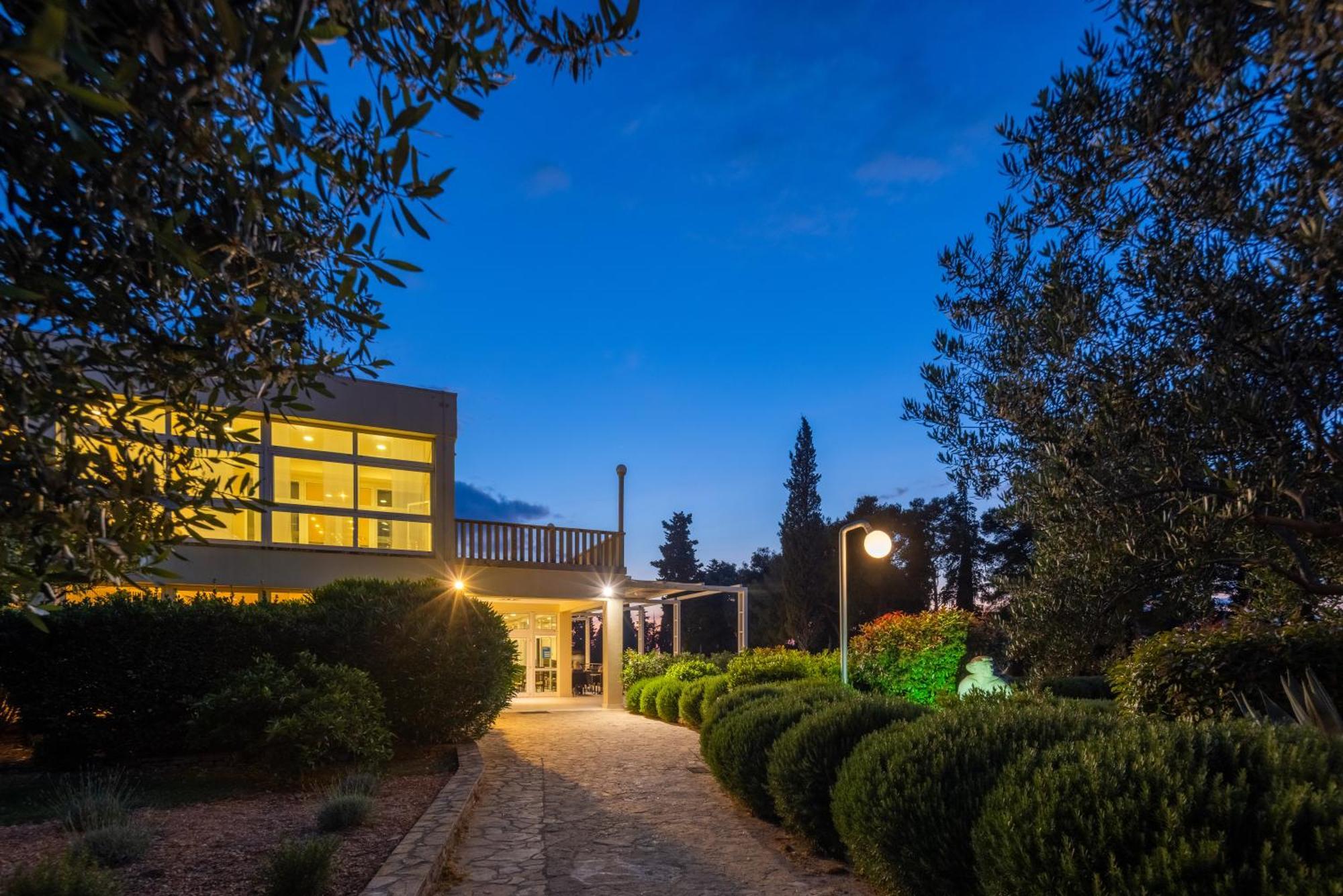 Hotell Aminess Vival Velaris 4*